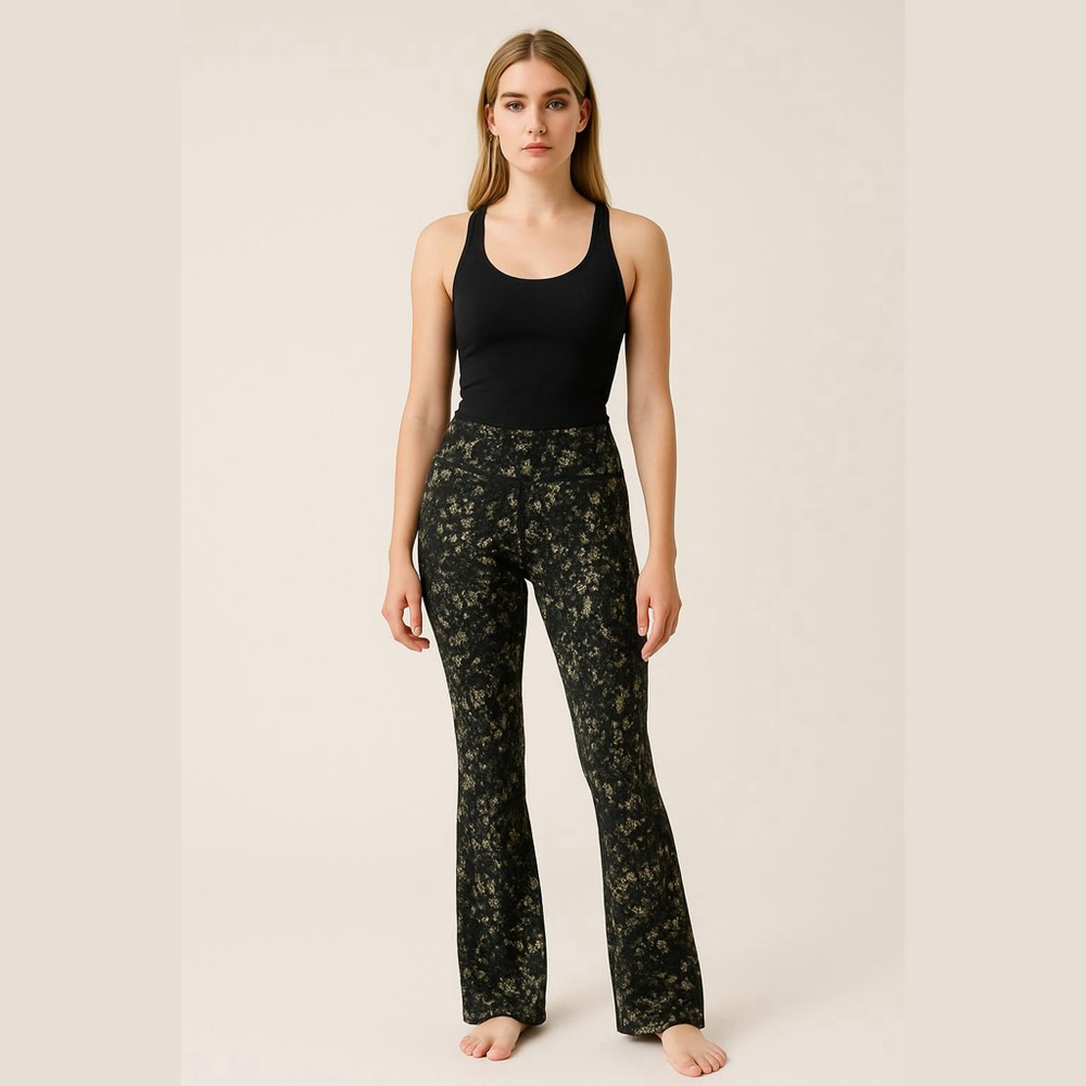 Old Navy Active Women's Pants Size Large Green Dots